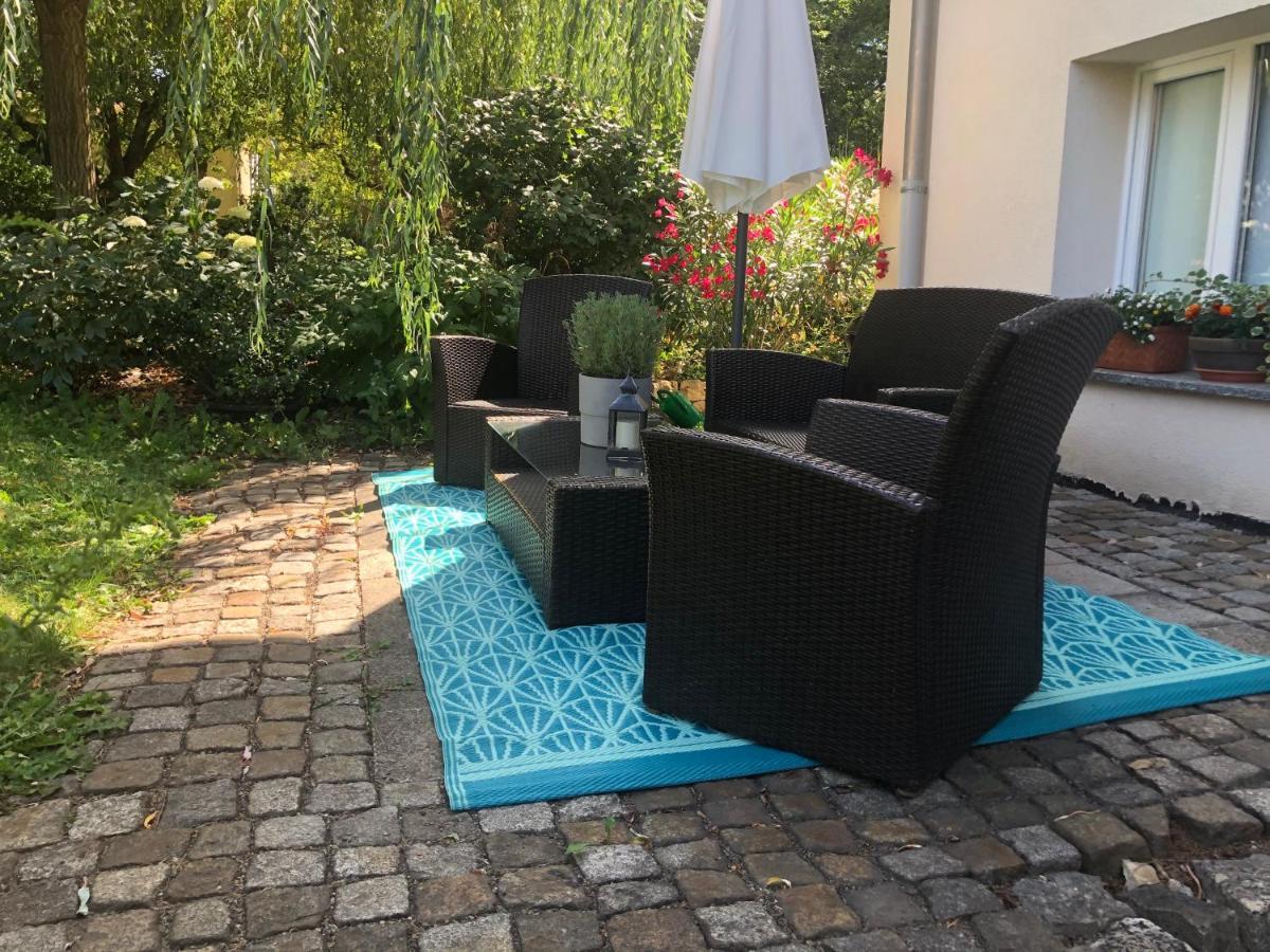 Neu Eingerichtetes Apartment #1 Mit Wlan !Sauna & Hot Tub Zubuchbar! Зенфтенберг Экстерьер фото