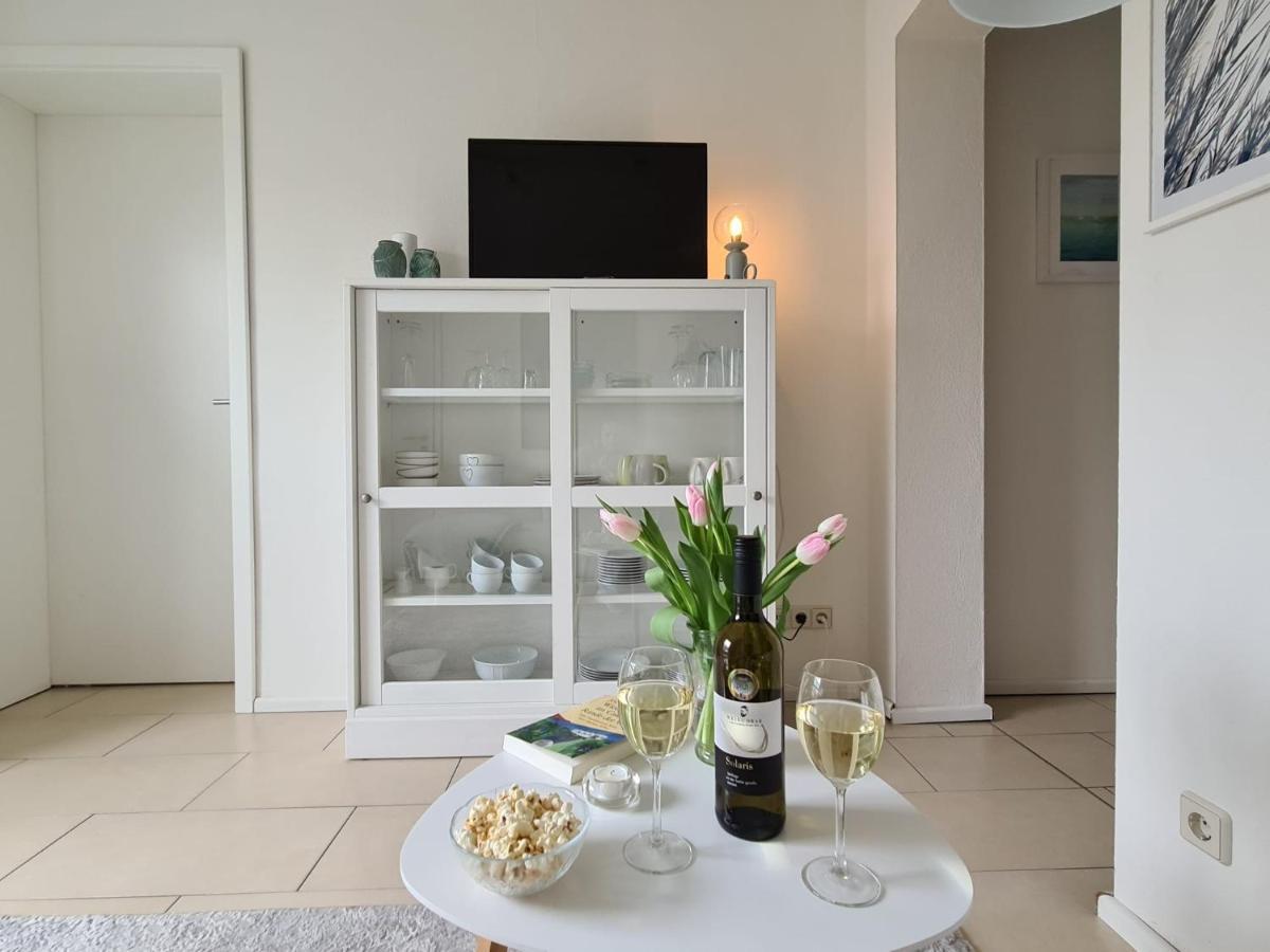 Neu Eingerichtetes Apartment #1 Mit Wlan !Sauna & Hot Tub Zubuchbar! Зенфтенберг Экстерьер фото